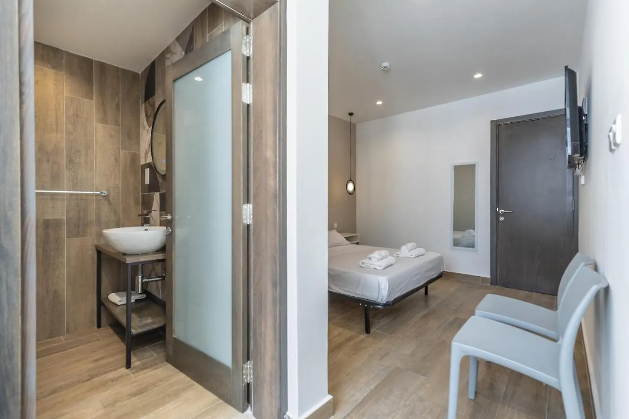 Studio 32 - Apartment & Kitchenette At The New Olo Living Saint Julian's Guest house